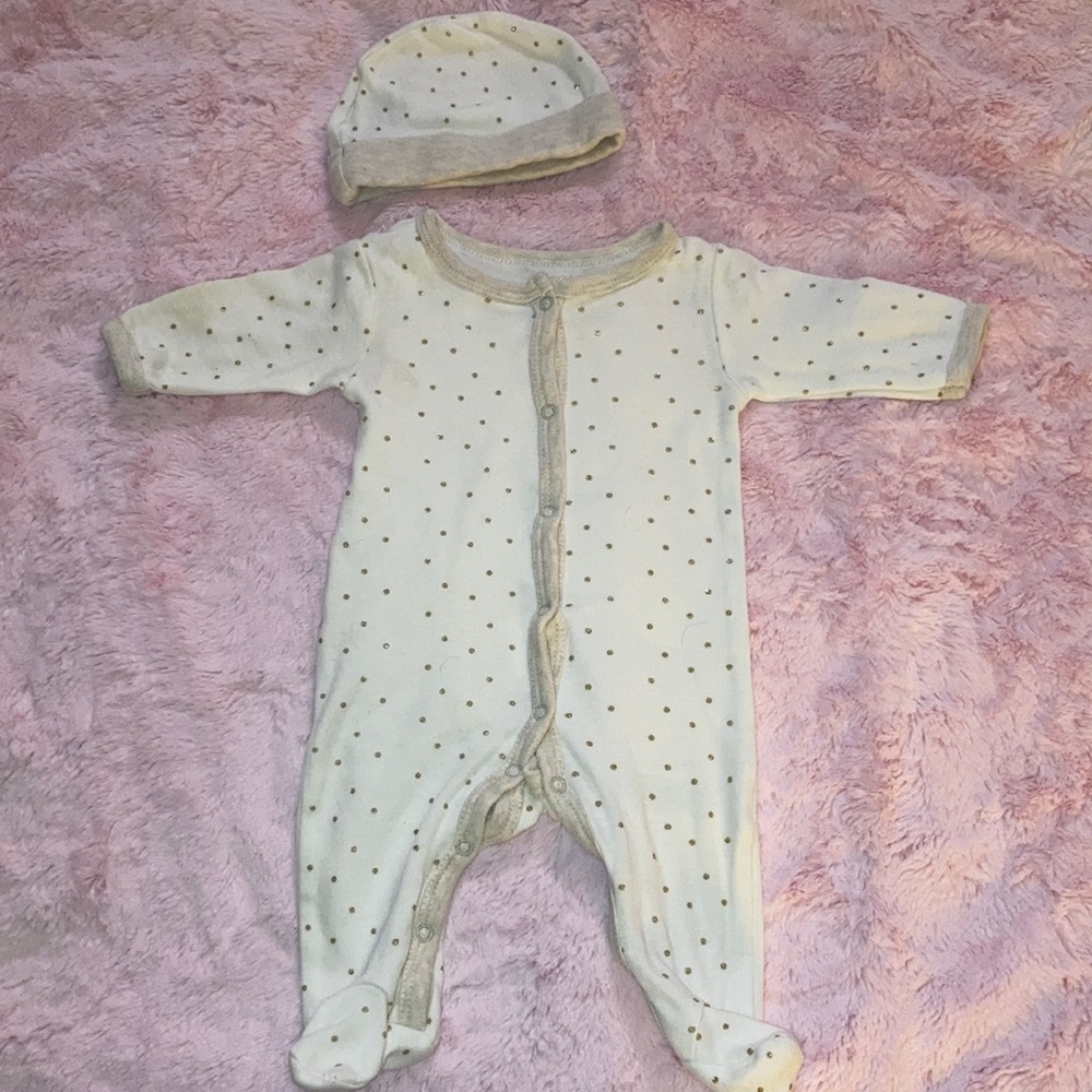 Baby clothes